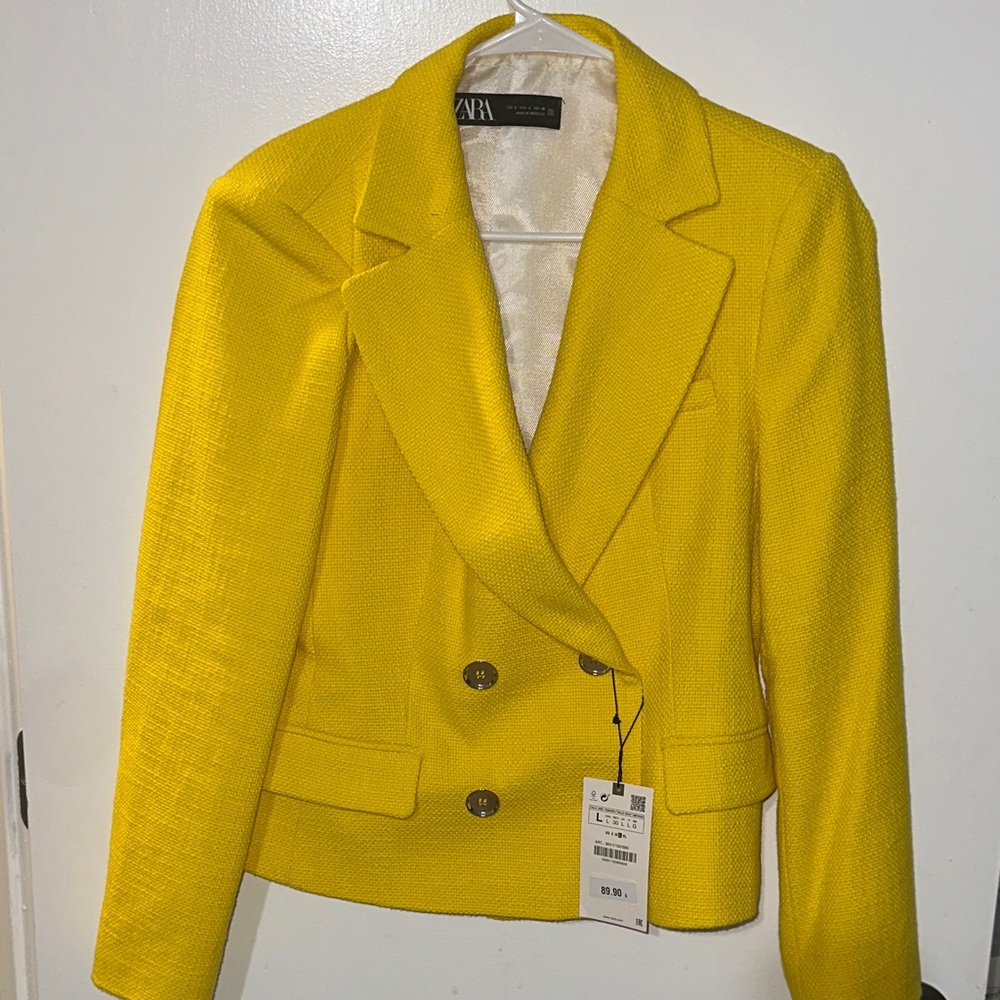 Zara Women's Vibrant Yellow Blazer